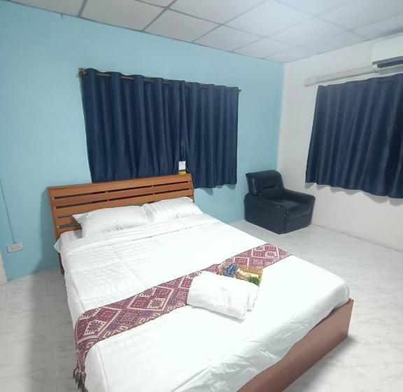 Номер Стандарт, Phurida Hostel Chiangrai