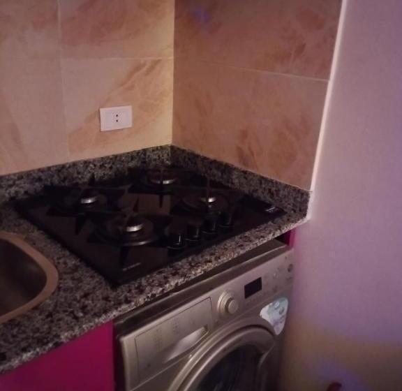 استودیو استاندارد با چشمانداز استخر, منتجع طيبه فيو