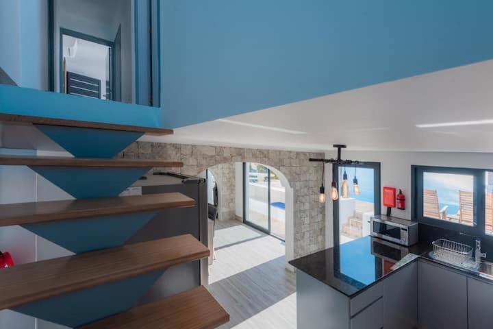 ファミリールーム, Superb Sea View