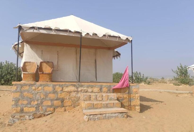 ファミリールーム, Thar Desert Adventures