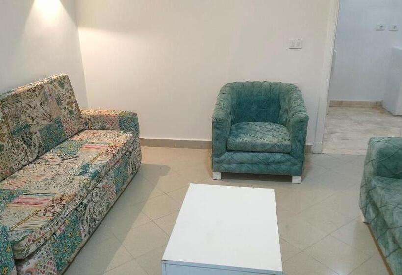 استودیو استاندارد با بالکن, Giza City Hotel سيتي أوتيل الجيزه