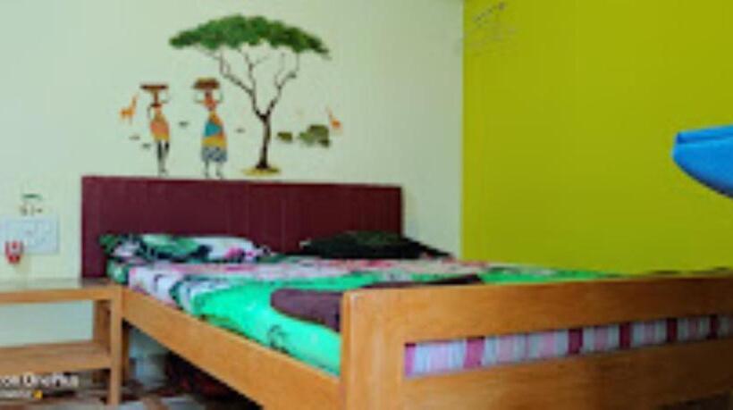 Quarto Estandar, Chandrashobha Homestay, Malvan