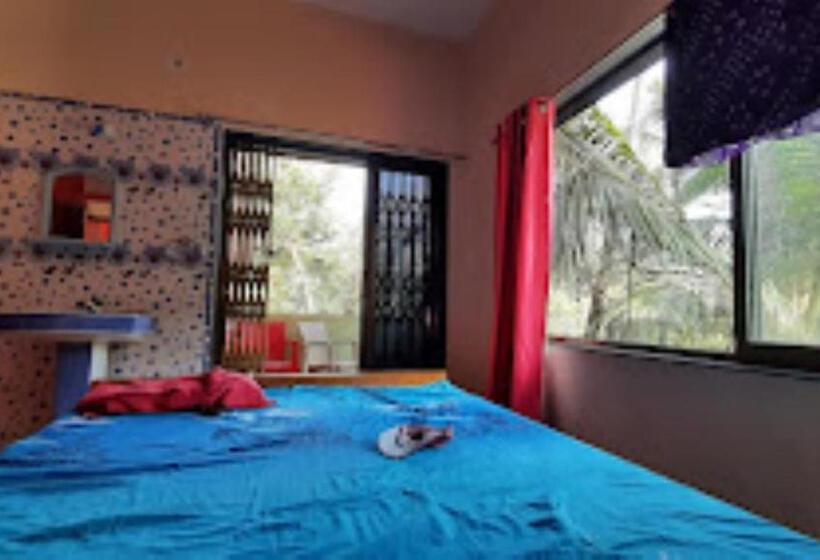 Quarto Estandar, Chandrashobha Homestay, Malvan