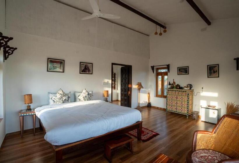 Quarto Estandar Vista Lago, Jawai Legacy Shambhala