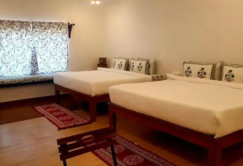 Perhehuone, Jawai Legacy Shambhala