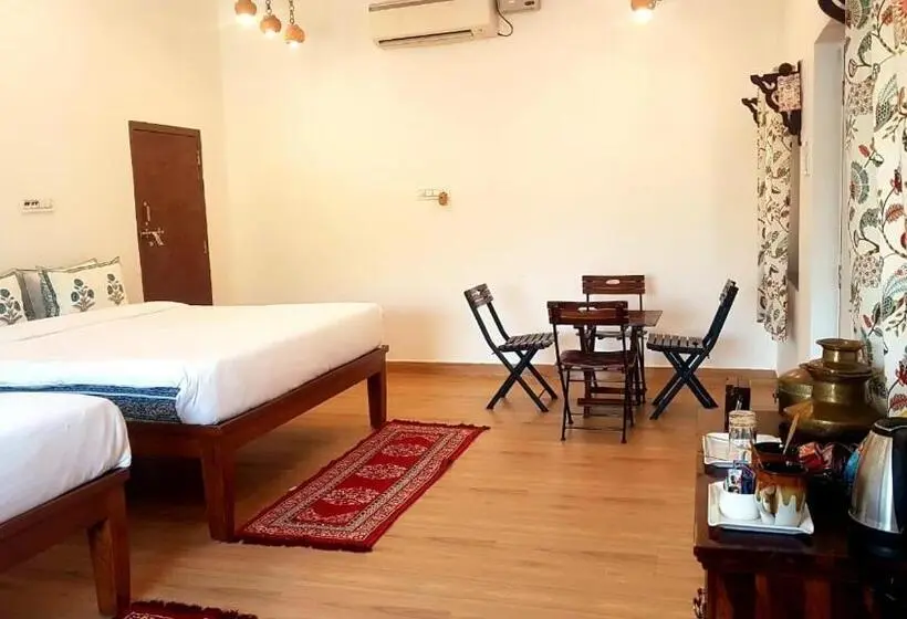 Perhehuone, Jawai Legacy Shambhala