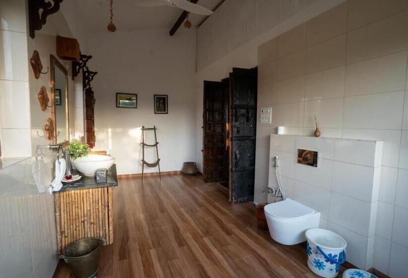 Quarto Estandar Vista Lago, Jawai Legacy Shambhala