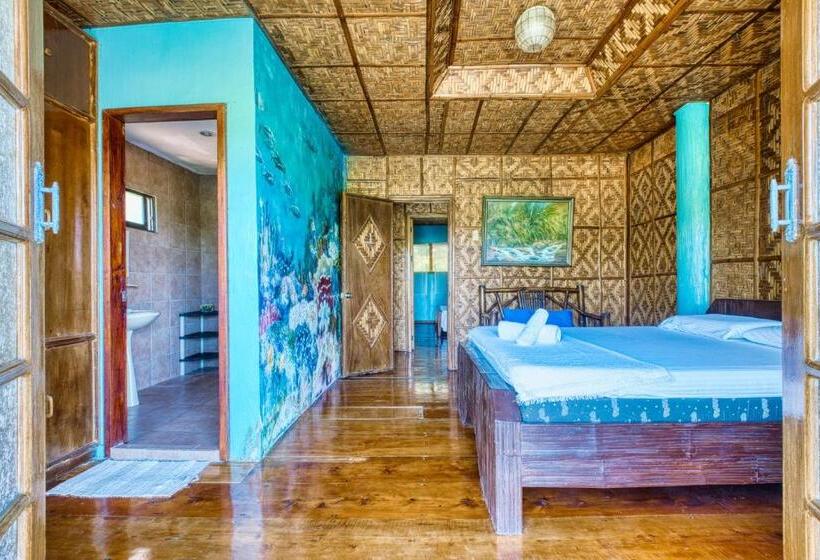 اتاق لوکس با بالکن, Pilar Pilapil Beach Resort