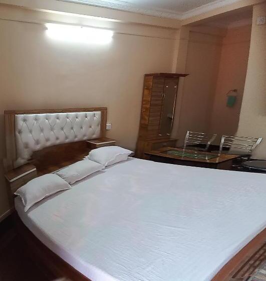 Номер Стандарт, Pp Crown