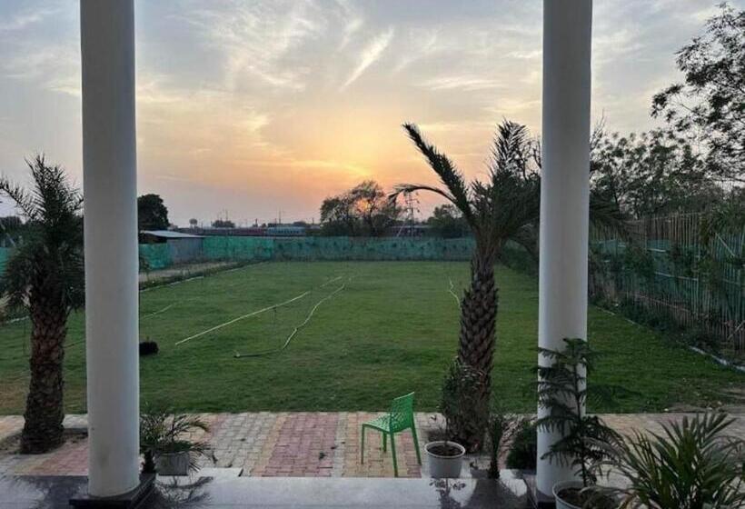 Номер Superior, Ranthambhore Jalsa