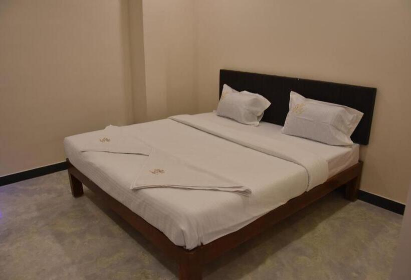 חדר סופריור, O Rj Royal Inn