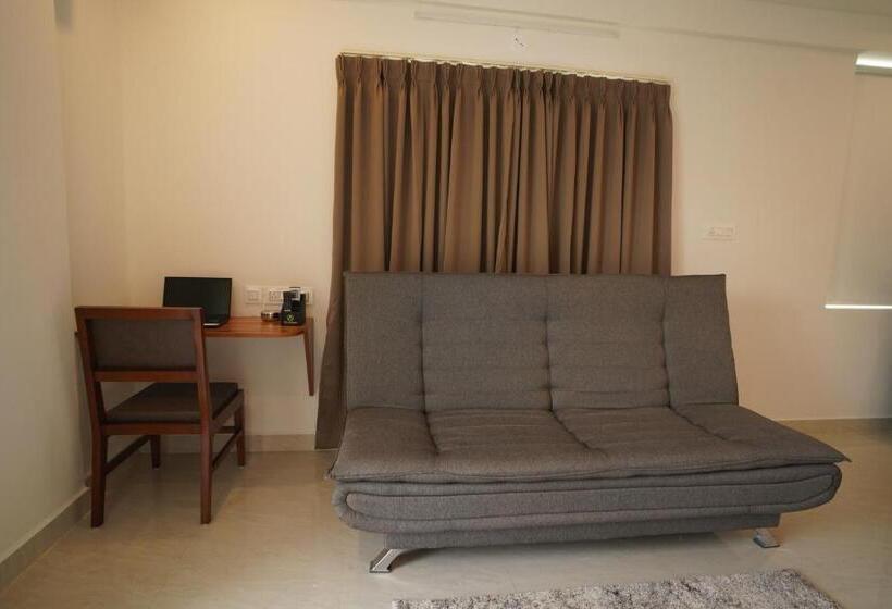 Suíte Executivo, The Auberge Boutique Hotel   Manyata Tech Park