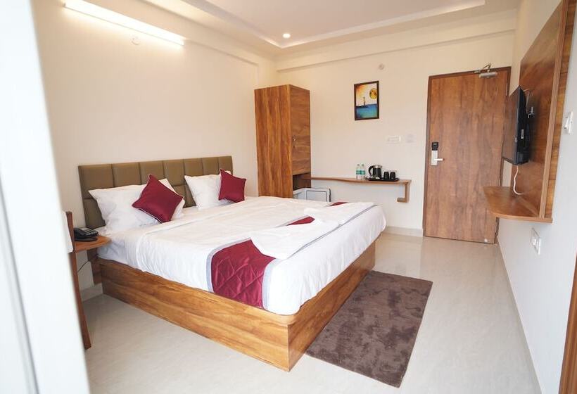 Quarto Deluxe, The Auberge Boutique Hotel   Manyata Tech Park