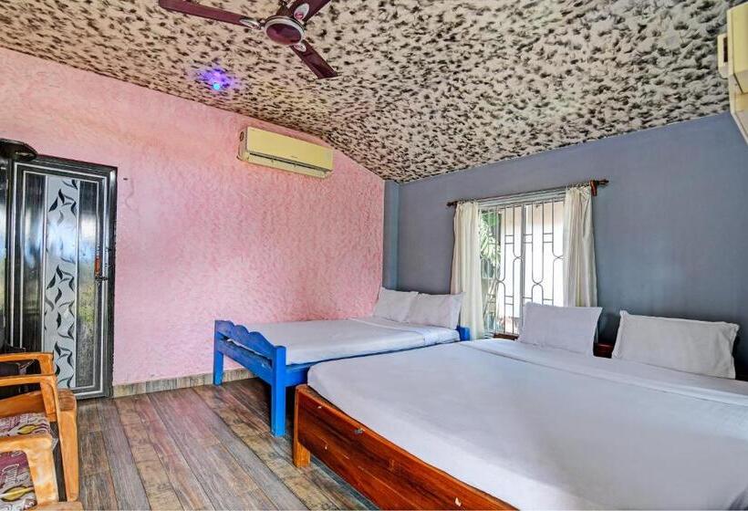 Трехместный Номер Классика, Oyo Sova Hotel & Resort