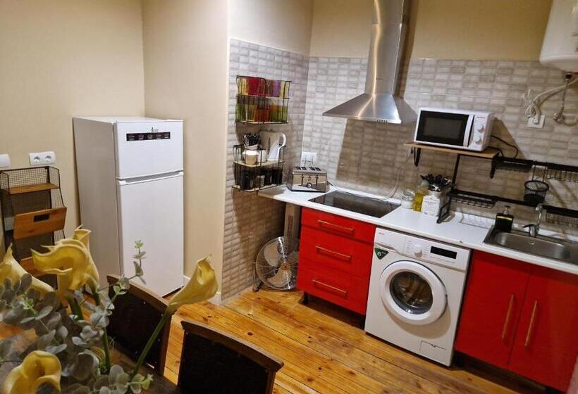 غرفة قياسية مزوَّدة بشُرفة, Good Morning...princesa