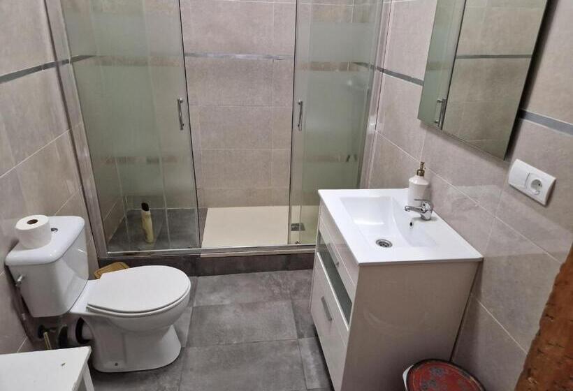 غرفة قياسية فردية مزودة بشُرفة, Good Morning...princesa