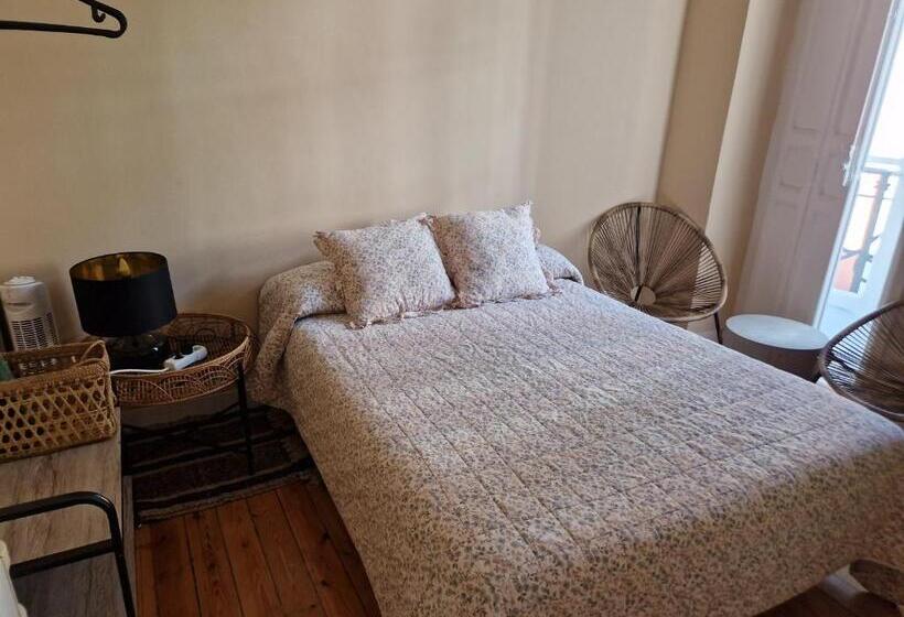 غرفة قياسية مزوَّدة بشُرفة, Good Morning...princesa