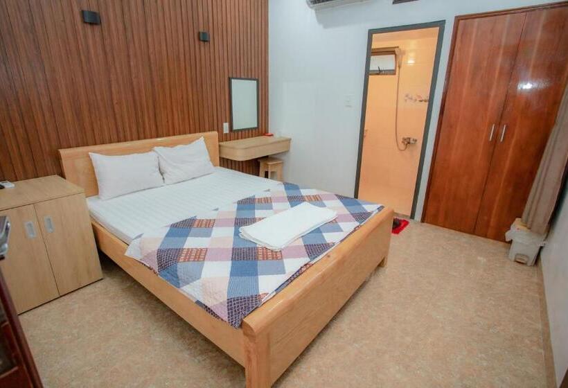 اتاق سوپریور, Khánh Gia