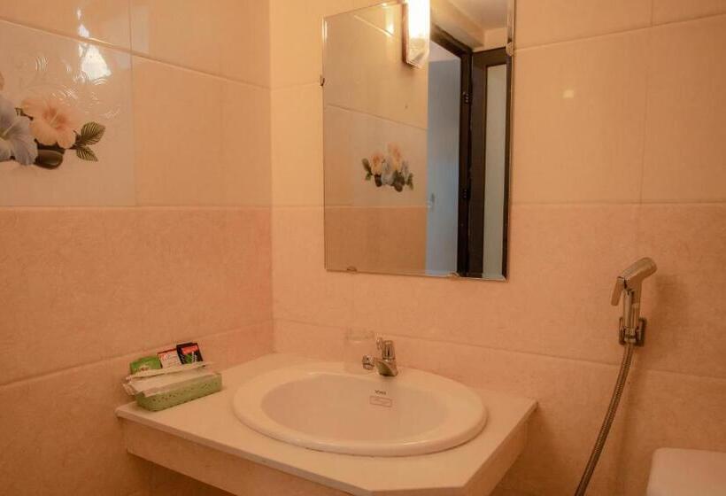 اتاق استاندارد چهار تخته, Khánh Gia