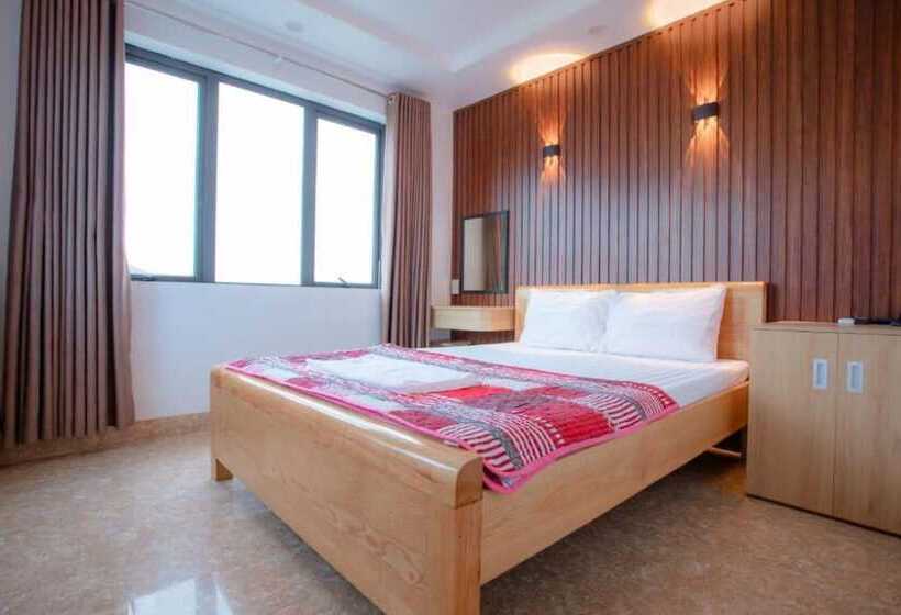 اتاق سوپریور, Khánh Gia