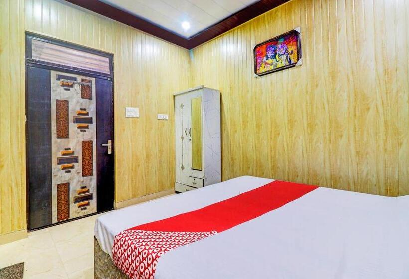 Трехместный Номер Классика, Oyo Priyakant Ju Palace
