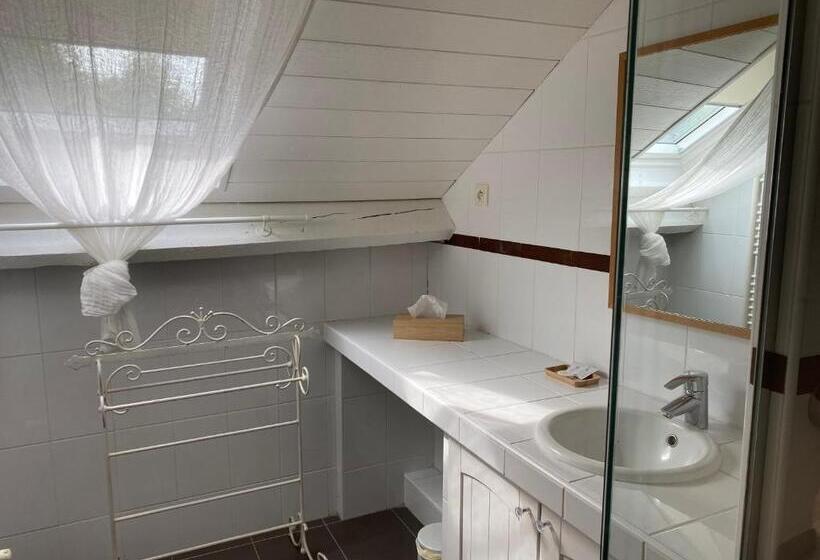 キングサイズベッドのスタンダードルーム, La Thebauderie