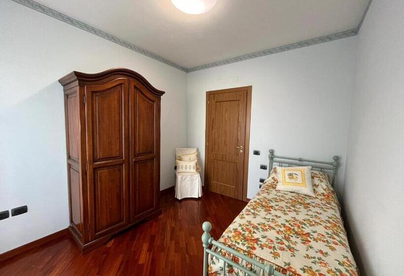 اتاق استاندارد یک نفره, Tempio Del Sole