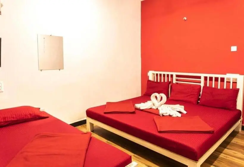 スタンダードトリプルルーム, Riverfront Resort Dandeli