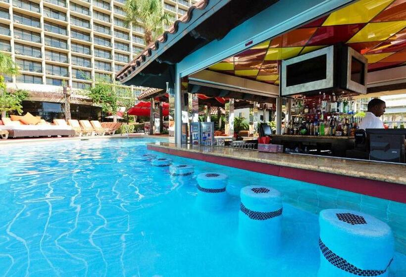 带海景的标准工作室, San Luis Sunrise