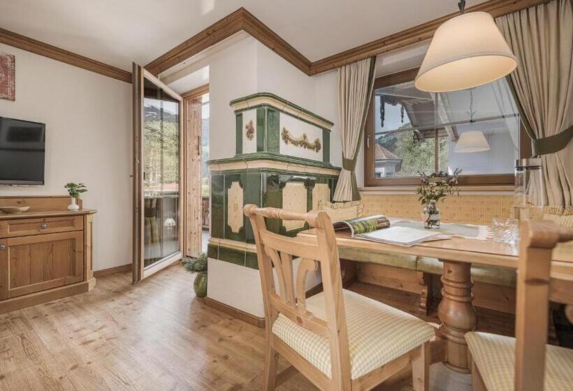 דירת שני חדרים עם מרפת, Aparthotel Stacherhof