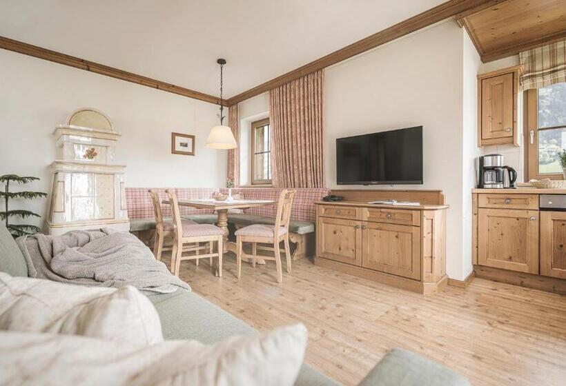 ３ベッドルームのスーペリアアパートメント, Aparthotel Stacherhof