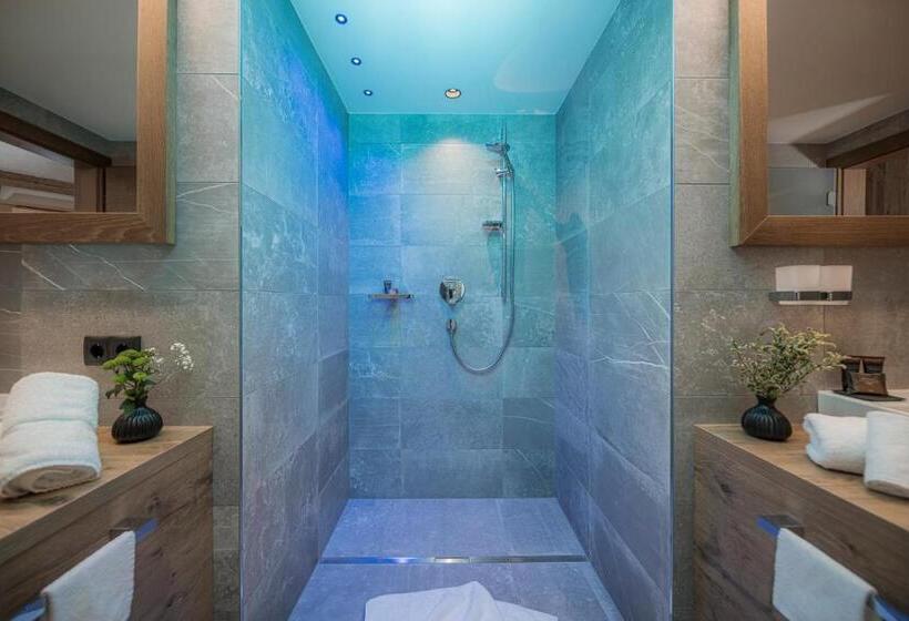 סוויטה נוף להרים, Aparthotel Stacherhof