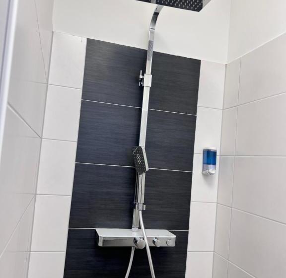 חדר סטנדרט, Gasthaus & Hotel Backhendlstation