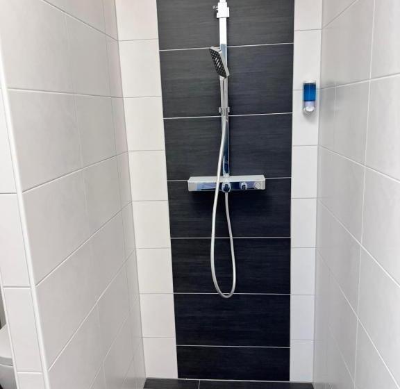 חדר סופריור יחיד, Gasthaus & Hotel Backhendlstation