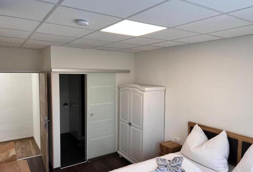 חדר סטנדרט, Gasthaus & Hotel Backhendlstation