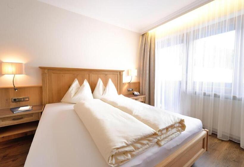 Семейные Апартаменты, Aparthotel Garni Monte