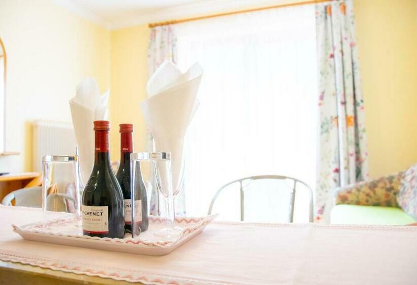 חדר סטודיו סטנדרד, Burgstallerhof