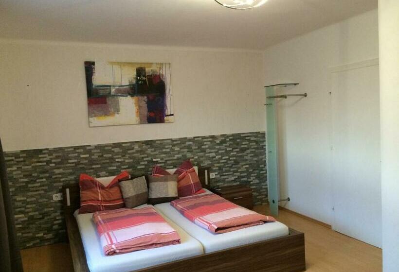 חדר סטנדרט, Gasthaus & Hotel Backhendlstation