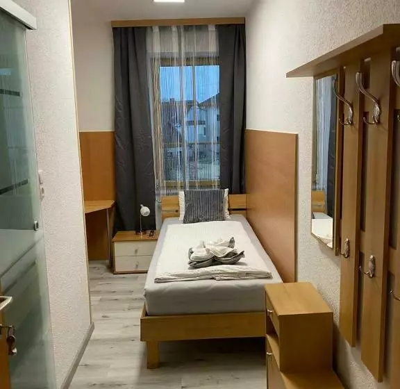 Standard Yhden Hengen Huone, Gasthaus & Hotel Backhendlstation