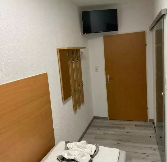 Standard Yhden Hengen Huone, Gasthaus & Hotel Backhendlstation