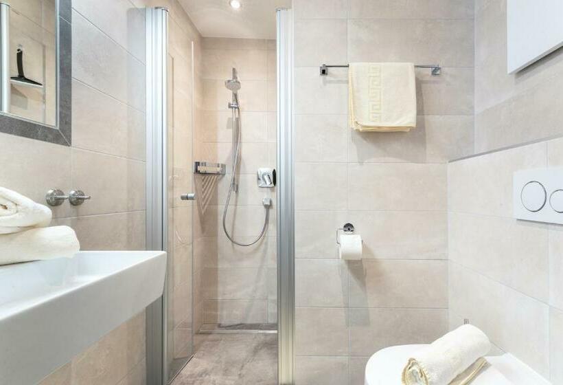 スタンダードルーム, Gasthof Pension Berghof