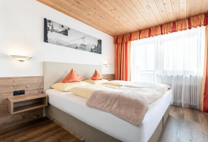 スタンダードルーム, Gasthof Pension Berghof