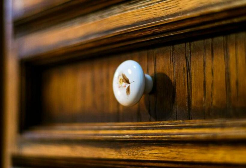 اتاق استاندارد یک نفره, Gasthof Zum Jägerwirt