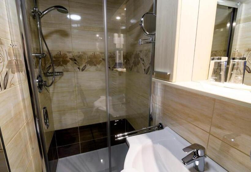 اتاق استاندارد چهار تخته, Gasthof Zum Jägerwirt