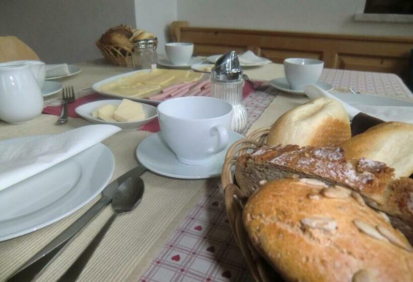 غرفة قياسية مزوَّدة بشُرفة, Haus Rye