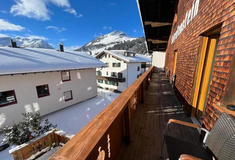 コンフォートルーム, Haus Schrofenstein