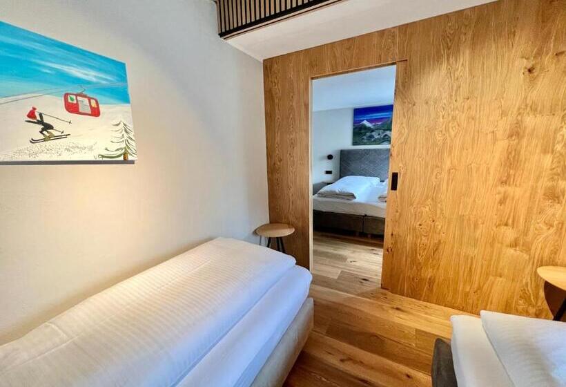 コンフォートトリプルルーム, Haus Schrofenstein