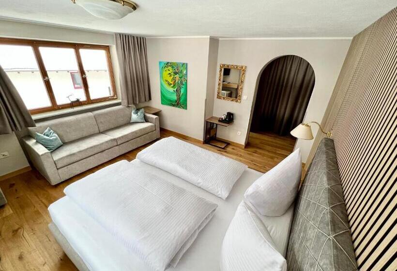 コンフォートトリプルルーム, Haus Schrofenstein