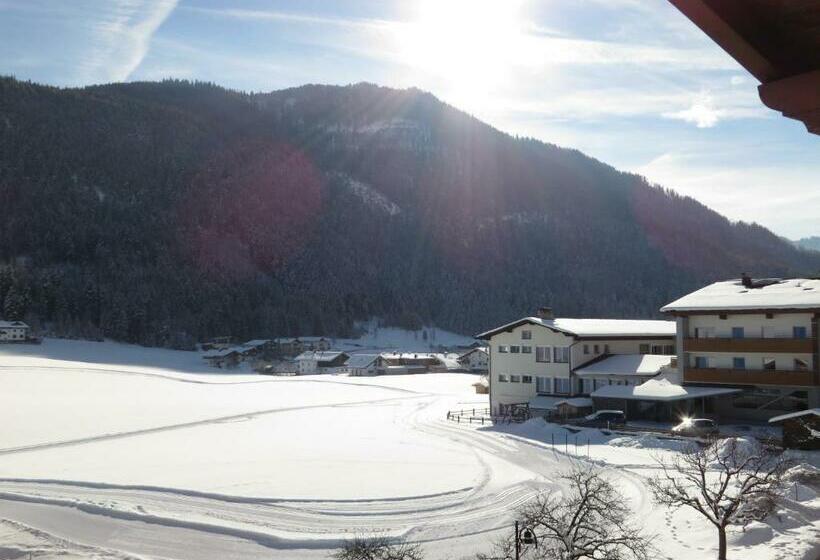 스탠다드 룸, Neuwirt