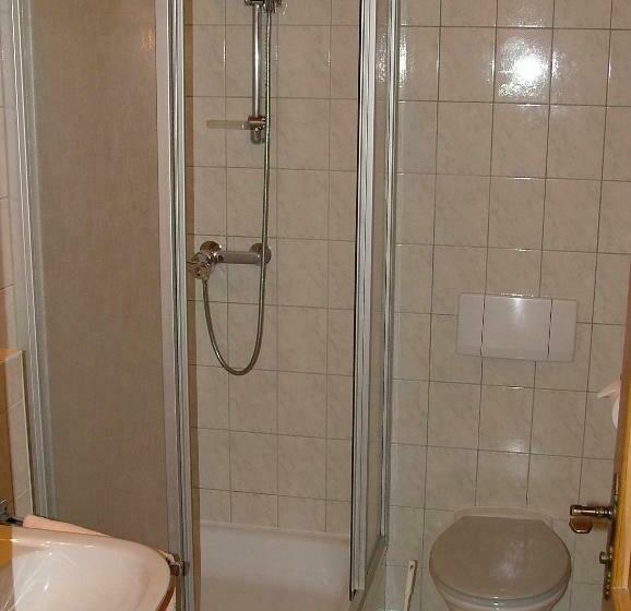 اتاق استاندارد یک نفره, Pension Wachau